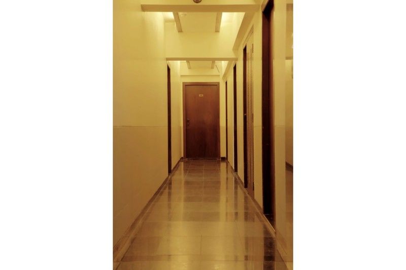 キングス インターナショナル ホテル ムンバイ エクステリア 写真